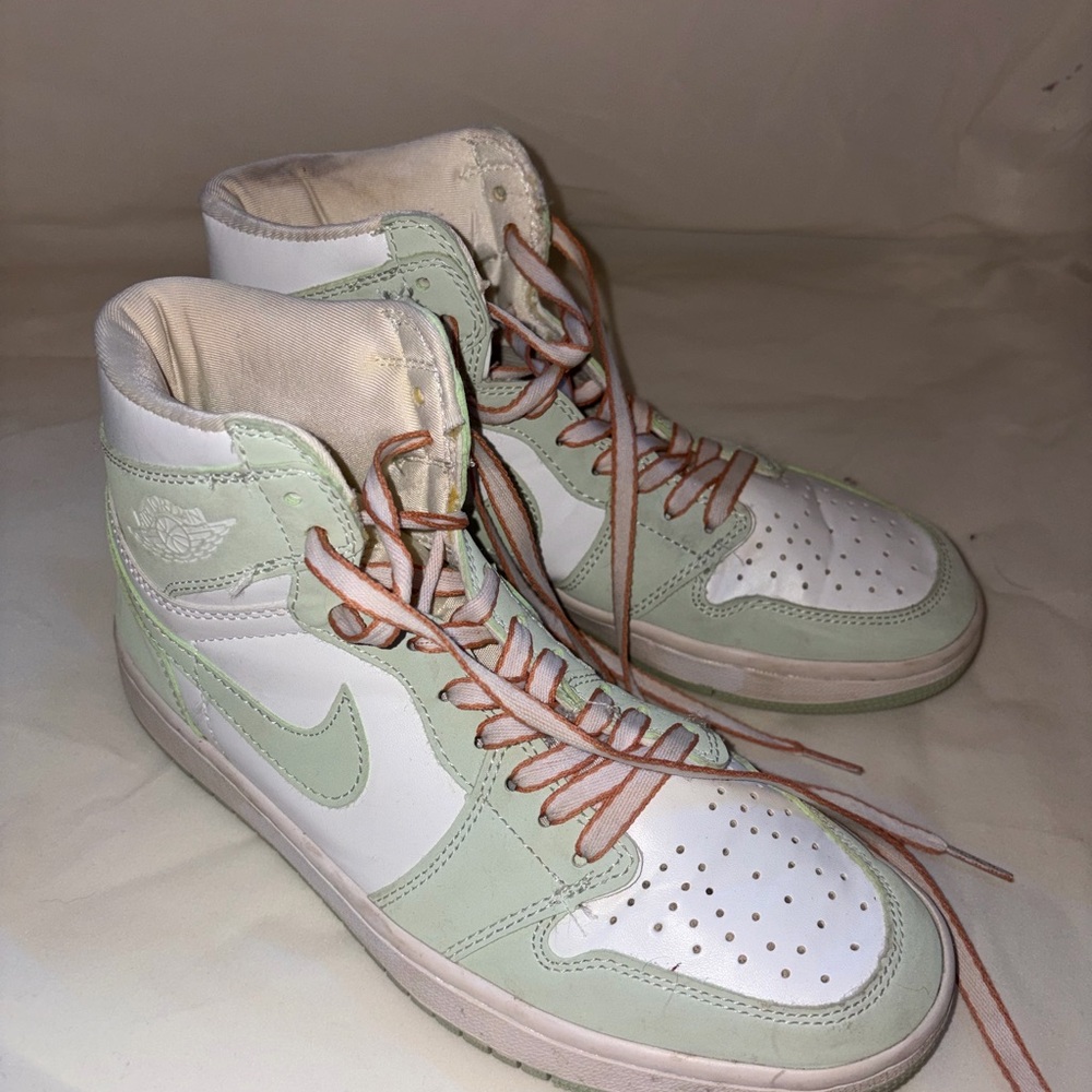 Stylish Women's High-Top Sneakers in Pastel Green and White